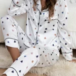 Conjunto de pijama con estampado de corazones