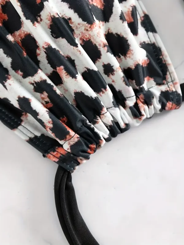 Traje de baño de una pieza con estampado de leopardo - Image 4