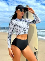 Conjunto de dos piezas elástico en negro con estampado tie dye - Imagen 3