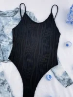 Traje de baño entero con anillos cruzados en la espalda y atado - Imagen 4