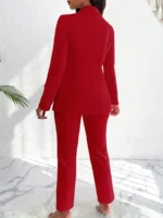 Conjunto de traje elegante para mujer - Imagen 2