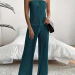 Conjunto elegante de pantalón y blusa texturizado