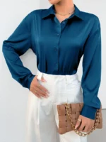 Blusa casual de manga larga con cuello tipo polo - Imagen 3