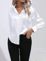 Blusa sofisticada de cuello en V en color sólido