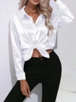 Blusa sofisticada de cuello en V en color sólido - Imagen 5