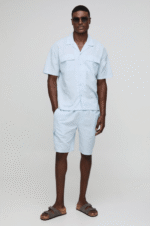 Conjunto de camisa y shorts con bolsillos cargo