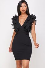 Vestido sin mangas con escote en V y volantes estructurados - Imagen 2